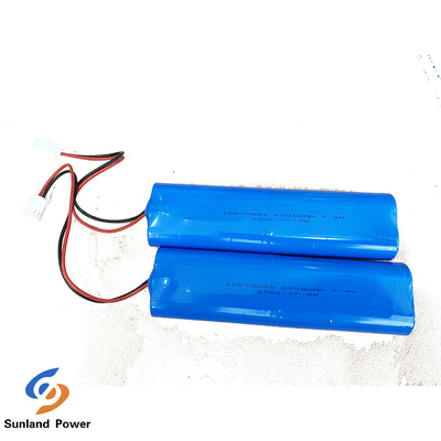 lithium Ion Cylindrical Battery Pack ICR18650 2S2P de 7.4V 5.2Ah pour l'appareil de contrôle tenu dans la main de réseau