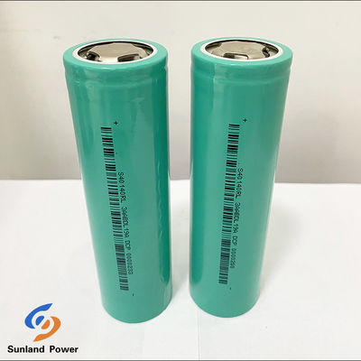 3.0V 15Ah Batterie à ion sodium cylindrique 40140 Batterie à température 3C pour système d'énergie solaire