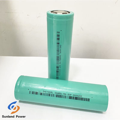 3.0V 15Ah Batterie à ion sodium cylindrique 40140 Batterie à température 3C pour système d'énergie solaire