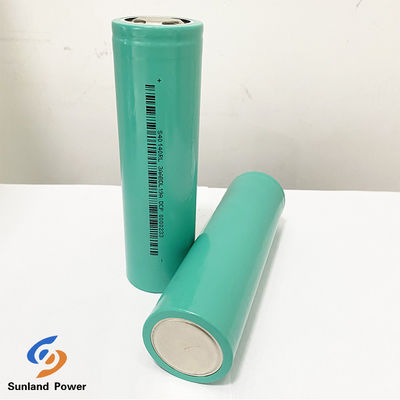 3.0V 15Ah Batterie à ion sodium cylindrique 40140 Batterie à température 3C pour système d'énergie solaire