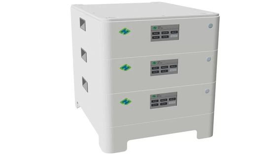 Batterie au lithium rechargeable et empilable Durable 51.2V 50Ah Pour la maison