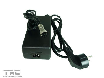 Vente à chaud Chargeurs de batterie portables 36V / 43.8V, Chargeur de batterie de moto personnalisé