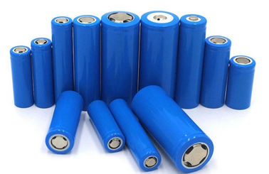 Batterie 450mah de l'ion aa 3.2v Lifepo4 de lithium pour la lampe menée solaire