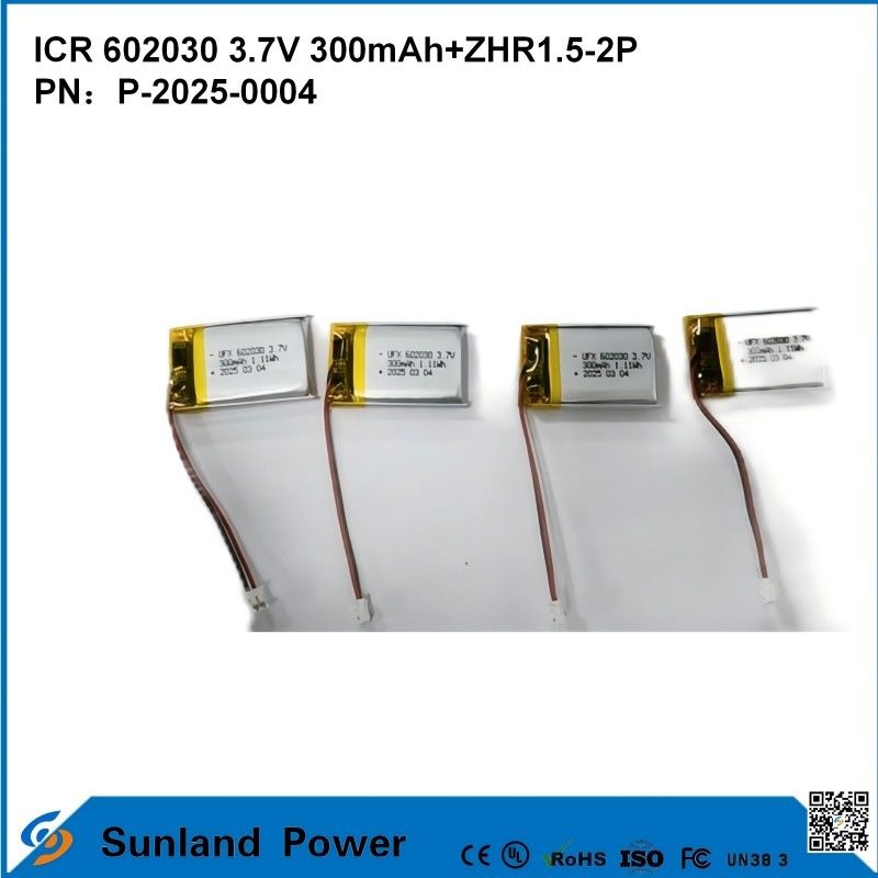 602030 3.7V 300mAh + ZHR1.5-2P Batterie de conception ultra-mince Compatibilité flexible pour divers petits appareils intelligents Écouteurs Bluetooth Appareils portables et équipements médicaux portables