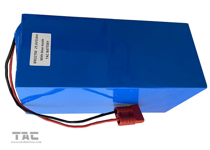 paquet de batterie de 12v 32700 25.6V 55AH LiFeP4 avec la dent bleue